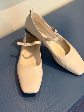 Vagabond Mary Jane flat